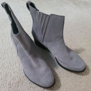 Sorel Lolla Cut Out Bootie